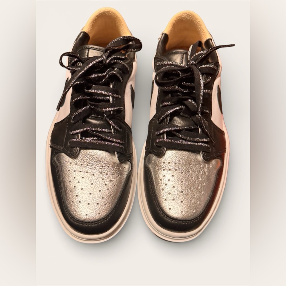 Jordan 1 Elevate Low Metallic Silver/BLACK! Brand new!!